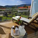 Hotel Parkhotel Flora Am 4*