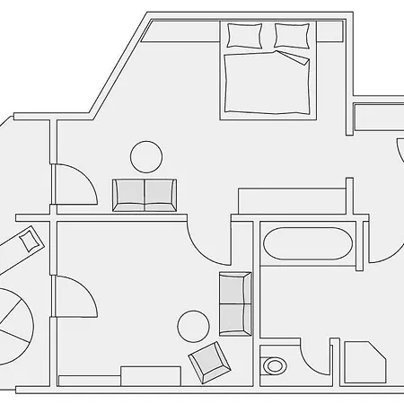 Hotell Parkhotel Flora Am 4*