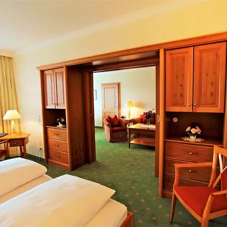 Parkhotel Flora Am Шлухзее