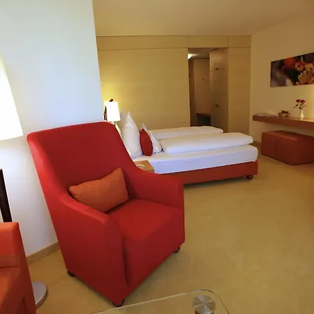 Hotell Parkhotel Flora Am