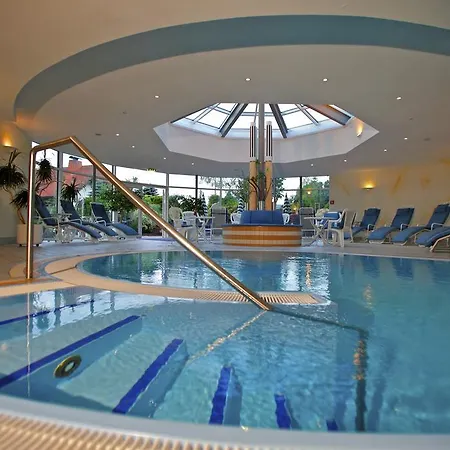 Hotel Parkhotel Flora Am 4*