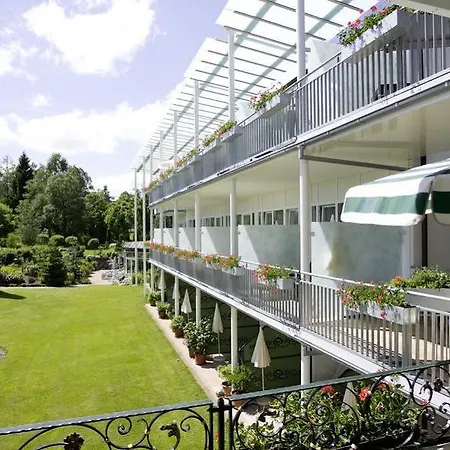 Parkhotel Flora Am Отель 4*
