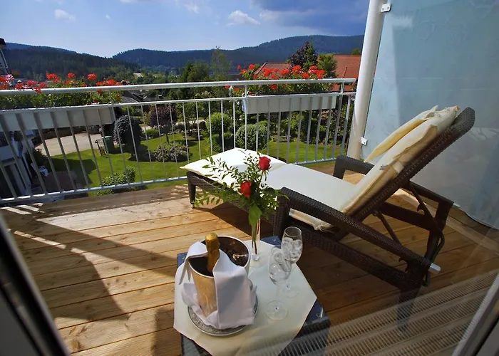 Hotel Parkhotel Flora Am 4*