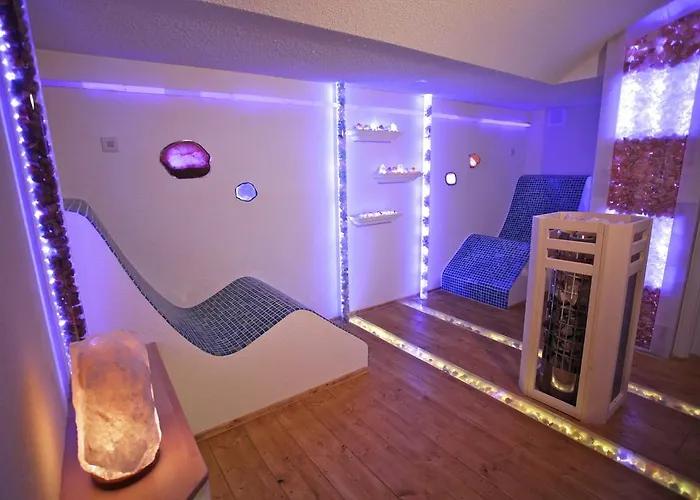 Hotel Parkhotel Flora Am 4*