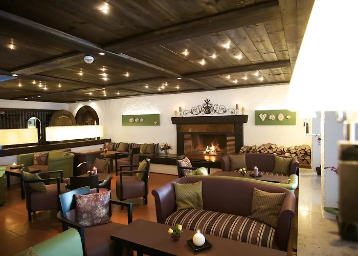 Parkhotel Flora Am Hotel 4*